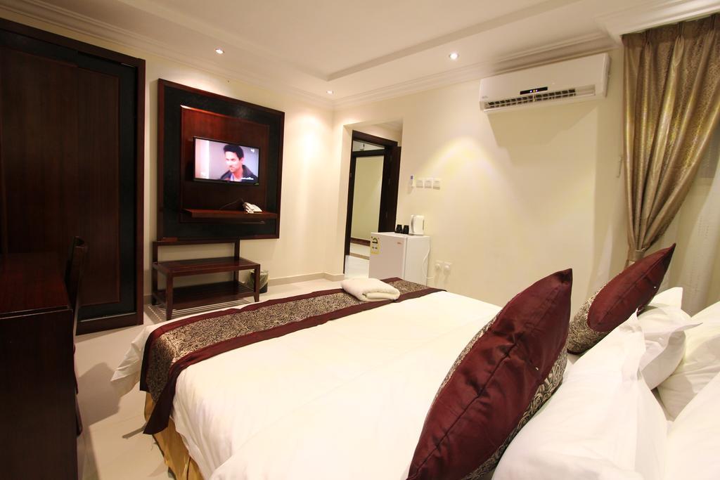 Taleen Alaqiq Hotel Apartments Riade Quarto foto